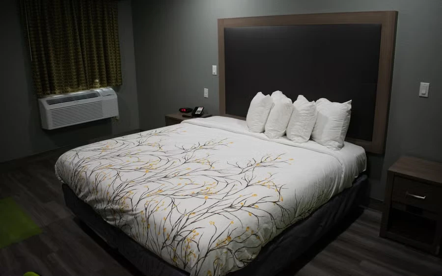 King Room Room 6 